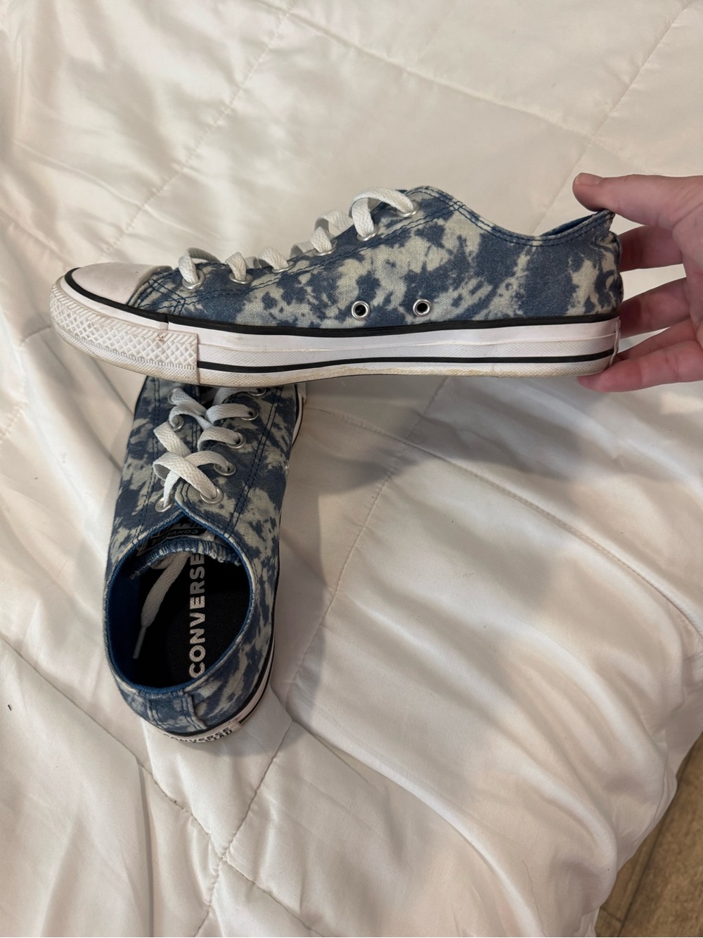 Converse Low Top Tie-Dye Canvas Sneakers - Blue/White
